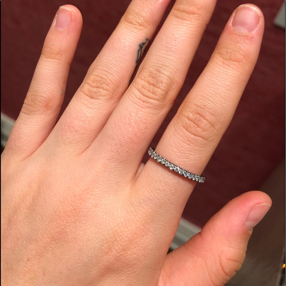 Diamond ring - Picture 3 of 5